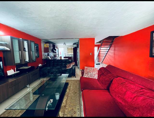 3 BEDROOM SEMI DETACHED FOR SALE IN NEWLANDS WEST